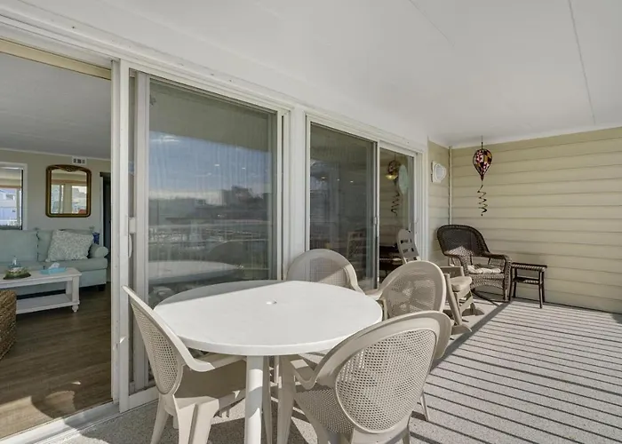 Thunder Island 139d Apartment