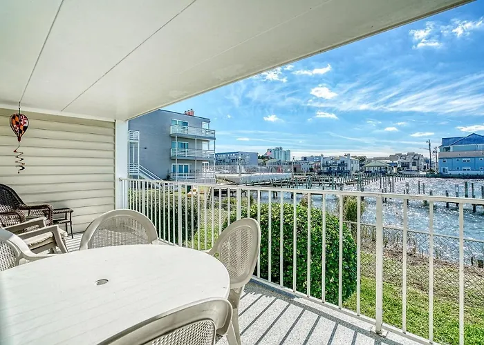 Thunder Island 139d Apartment